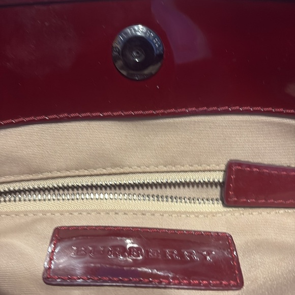 BURBERRY Burgundy/Beige Nova Stars Printed PVC and Patent Leather Nickie Tote - Picture 12 of 13